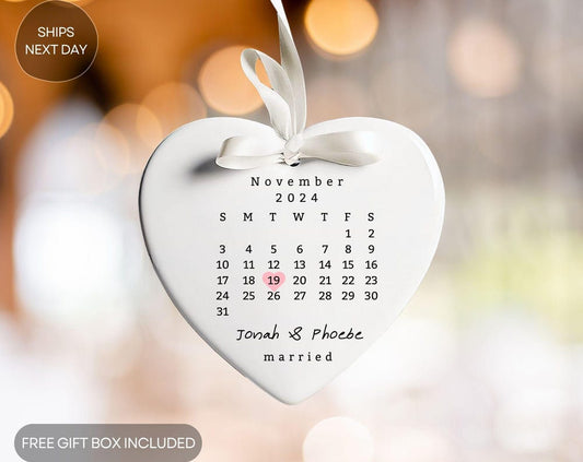 Custom Wedding Date Ornament – Heart Shaped Calendar Keepsake